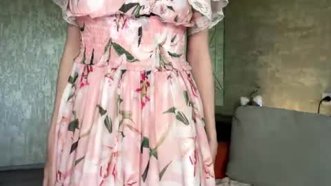 Riana online show from 05-31-26, 08:32