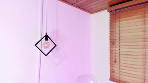 Snapshot of gennesis_love chatting on 12-20-25, 04:08 Sofia online show from 12-20-25, 04:08