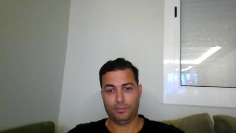 Snapshot of genteldevil chatting on 11-15-25, 09:11 genteldevil online show from 11-15-25, 09:11