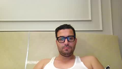 Snapshot of genteldevil chatting on 12-01-25, 12:04 genteldevil online show from 12-01-25, 12:04