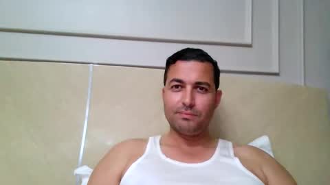 Snapshot of genteldevil chatting on 01-08-26, 07:27 genteldevil online show from 01-08-26, 07:27