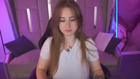 Snapshot of gentleadellee chatting on 11-23-25, 01:22 gentleadellee online show from 11-23-25, 01:22