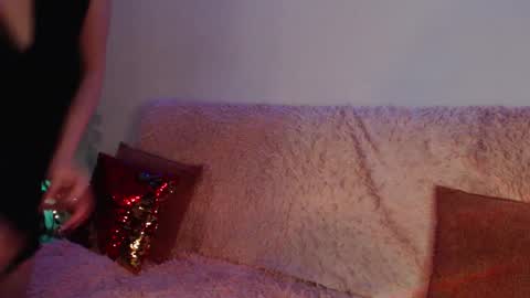 Snapshot of gentlemila chatting on 01-05-25, 11:22 gentlemila online show from 01-05-25, 11:22