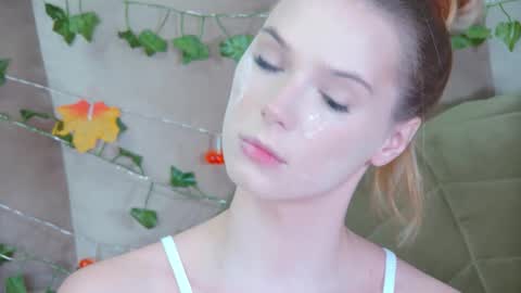 Snapshot of gentlerossi chatting on 10-23-25, 03:11 GentleRossi online show from 10-23-25, 03:11