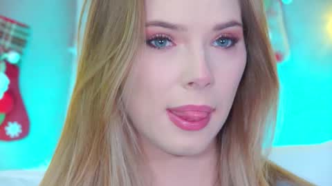 Snapshot of gentlerossi chatting on 11-25-25, 03:34 GentleRossi online show from 11-25-25, 03:34