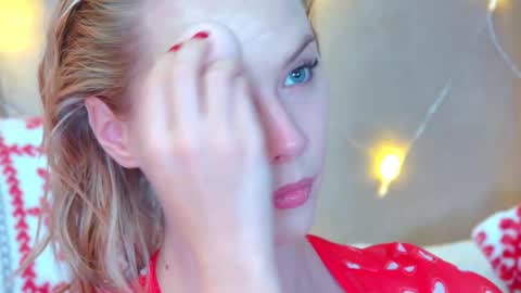 Snapshot of gentlerossi chatting on 01-10-26, 03:03 GentleRossi online show from 01-10-26, 03:03