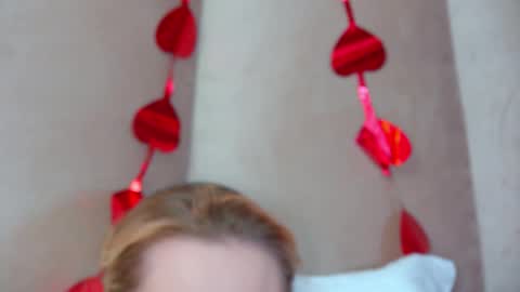 Snapshot of gentlerossi chatting on 02-17-26, 03:19 GentleRossi online show from 02-17-26, 03:19