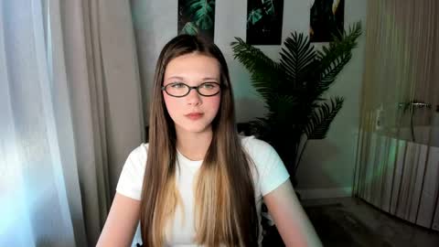Alice online show from 05-18-26, 12:33