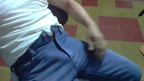 Snapshot of genuino2019 chatting on 01-11-26, 09:31 Genuino online show from 01-11-26, 09:31