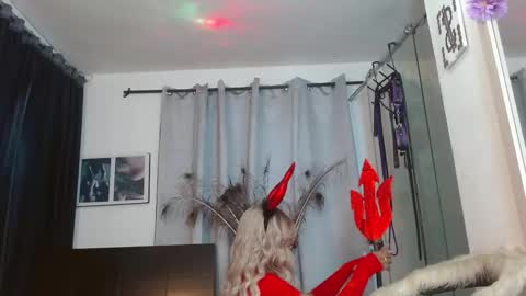 Snapshot of geogina_ms chatting on 10-30-25, 07:14 Georgina Santos online show from 10-30-25, 07:14