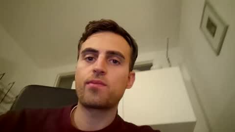 Snapshot of georg0300 chatting on 10-23-25, 07:12 georg0300 online show from 10-23-25, 07:12