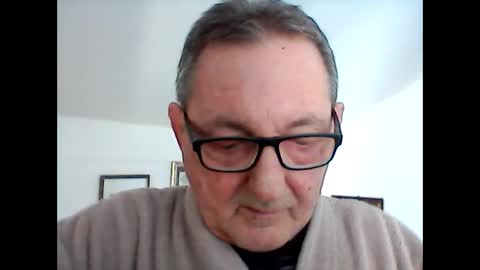 Snapshot of georg1412 chatting on 02-08-25, 12:06 georg1412 online show from 02-08-25, 12:06