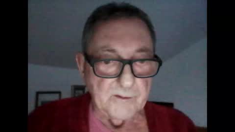 Snapshot of georg1412 chatting on 11-08-25, 02:39 georg1412 online show from 11-08-25, 02:39