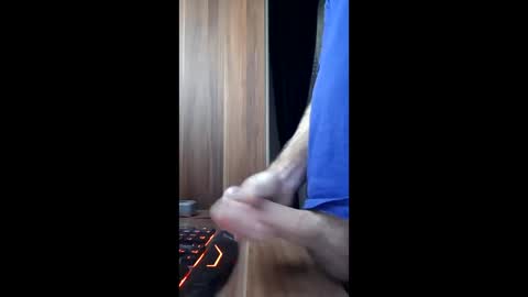 Snapshot of george150473 chatting on 12-15-25, 12:31 Georgi online show from 12-15-25, 12:31