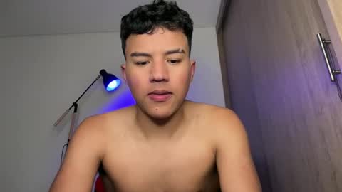 Snapshot of george_cams1 chatting on 01-12-25, 02:24 Jorge online show from 01-12-25, 02:24