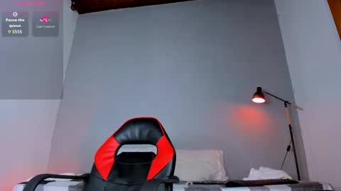 Snapshot of george_cams1 chatting on 10-29-25, 04:48 Jorge online show from 10-29-25, 04:48