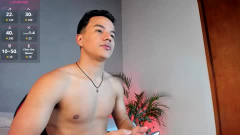 Snapshot of george_cams1 chatting on 02-16-26, 03:02 Jorge online show from 02-16-26, 03:02