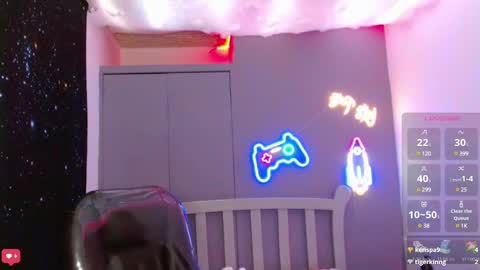 Snapshot of georgesmith_1 chatting on 12-28-24, 11:41 GEORGE online show from 12-28-24, 11:41