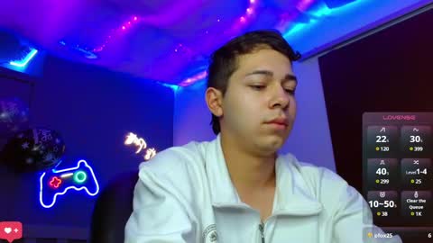 Snapshot of georgesmith_1 chatting on 01-13-25, 11:19 GEORGE online show from 01-13-25, 11:19