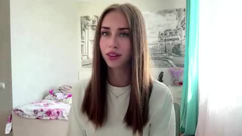 Snapshot of georgiaminchella chatting on 06-22-26, 07:16 Aurora online show from 06-22-26, 07:16