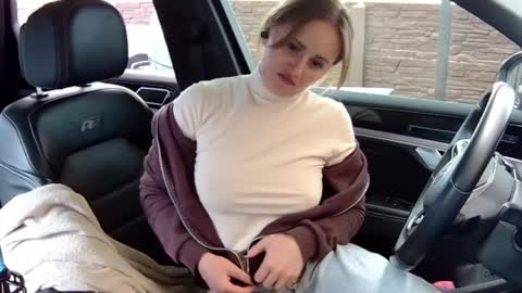 Melissa online show from 04-21-26, 01:50