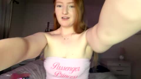 Snapshot of georgiarosexx chatting on 06-11-26, 05:38 georgiarosexx online show from 06-11-26, 05:38