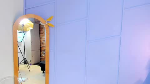 Georgina Coule online show from 03-12-25, 12:04