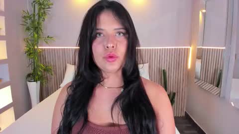 Snapshot of georginareyes chatting on 12-02-25, 10:49 GeorginaReyes online show from 12-02-25, 10:49