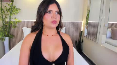 GeorginaReyes  online show from 05-27-26, 10:40