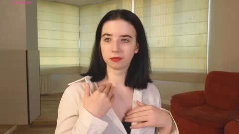 My name is Kelly online show from 10-06-25, 03:15