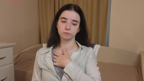 My name is Kelly online show from 10-16-25, 04:13