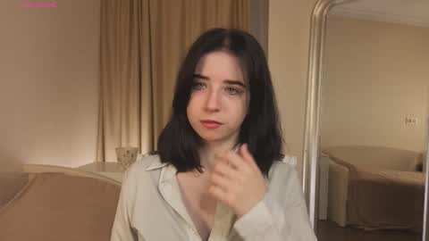 My name is Kelly online show from 10-19-25, 03:07