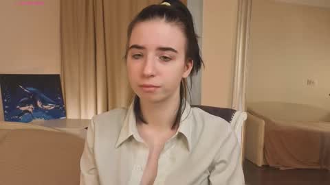 My name is Kelly online show from 10-20-25, 03:07