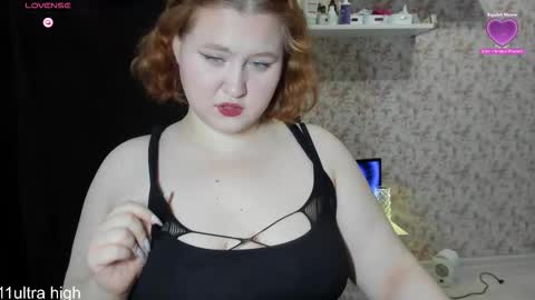 Snapshot of georginia_grimes chatting on 10-28-25, 09:57 Georginia online show from 10-28-25, 09:57