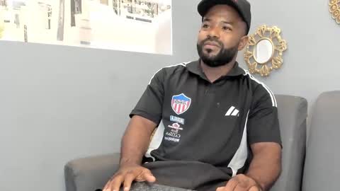 Snapshot of gerald_scott7 chatting on 11-24-25, 03:50 GERALD online show from 11-24-25, 03:50