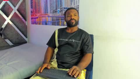 Snapshot of gerald_scott7 chatting on 12-03-25, 03:25 GERALD online show from 12-03-25, 03:25