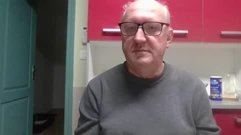 Snapshot of gerardlp131313 chatting on 10-27-25, 07:40 gerardlp131313 online show from 10-27-25, 07:40