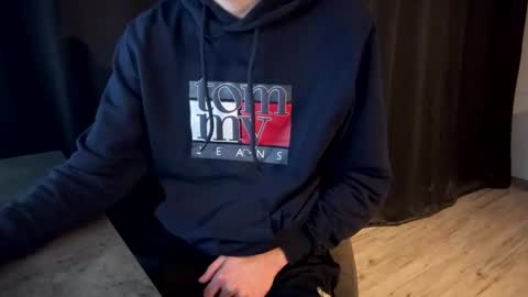 Snapshot of germanboy91565 chatting on 12-15-25, 09:08 germanboy91565 online show from 12-15-25, 09:08