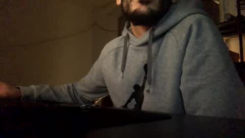 Snapshot of germanlatino02 chatting on 11-18-25, 08:35 teo online show from 11-18-25, 08:35