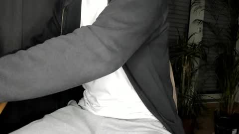 germanmike1997 online show from 01-10-25, 04:41