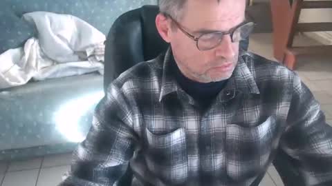 Snapshot of geronemo62 chatting on 02-14-26, 09:39 geronemo62 online show from 02-14-26, 09:39