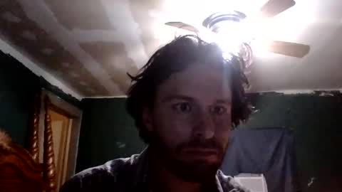 Snapshot of gettofarmer chatting on 10-19-25, 10:49 gettofarmer online show from 10-19-25, 10:49