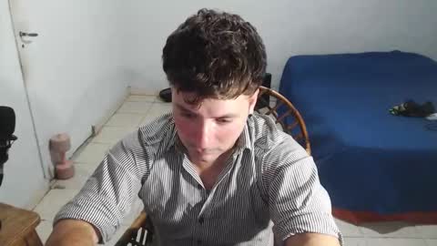 Snapshot of gferrari1996 chatting on 12-16-25, 07:35 gferrari1996 online show from 12-16-25, 07:35