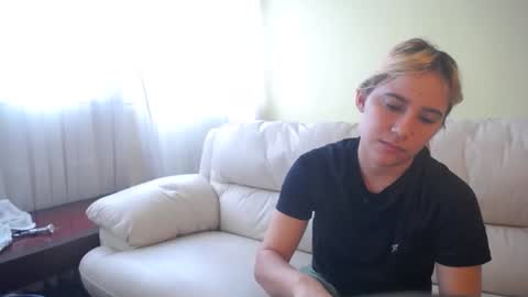 Snapshot of ggemas chatting on 01-10-25, 01:09 ggemas online show from 01-10-25, 01:09