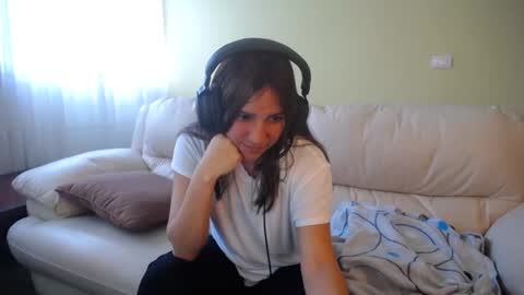 Snapshot of ggemas chatting on 02-08-25, 01:54 ggemas online show from 02-08-25, 01:54