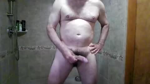 gguyfrofunn_2 online show from 05-19-26, 12:33