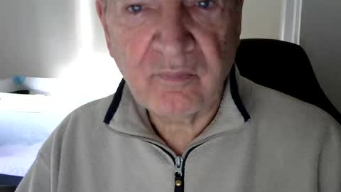 Snapshot of gh1952ma chatting on 12-22-24, 10:28 Gisse online show from 12-22-24, 10:28