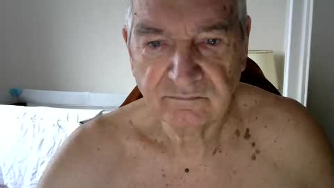 Snapshot of gh1952ma chatting on 01-08-25, 01:20 Gisse online show from 01-08-25, 01:20