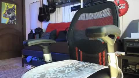 Snapshot of ghala chatting on 12-15-24, 04:40 DarkMan online show from 12-15-24, 04:40