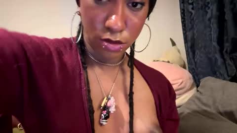 Snapshot of ghastgirlt_t chatting on 02-06-26, 05:45 ghastgirlt_t online show from 02-06-26, 05:45